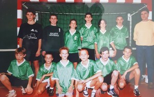 1999 les jeunes
en haut: Antonin C, Christophe M, Jean-Baptiste M, Yves L, Thomas C, Nicolas N Nicolas L
en bas: Sylvain B, Arthur R, Simon P, Hadrien D, ??, Antoine L.